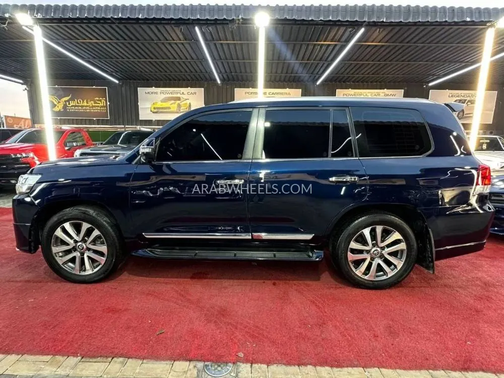 Toyota Land Cruiser 2019 for Sale in Ajman Image-24