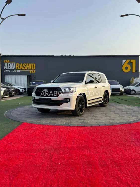 Toyota Land Cruiser 2019 for Sale in Ajman Image-2