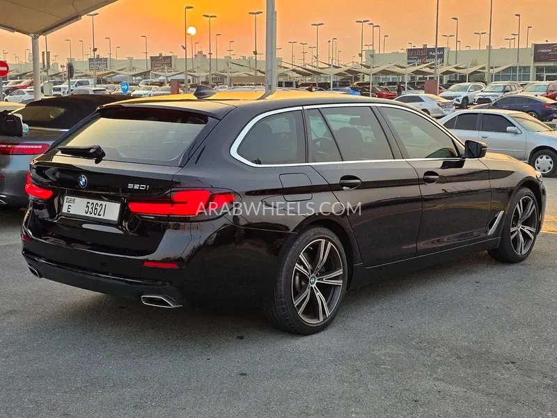 BMW 5 series 2022 for Sale in Sharjah Image-7
