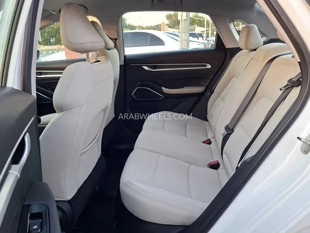 Geely Emgrand 2024 for Sale in Sharjah Image-11