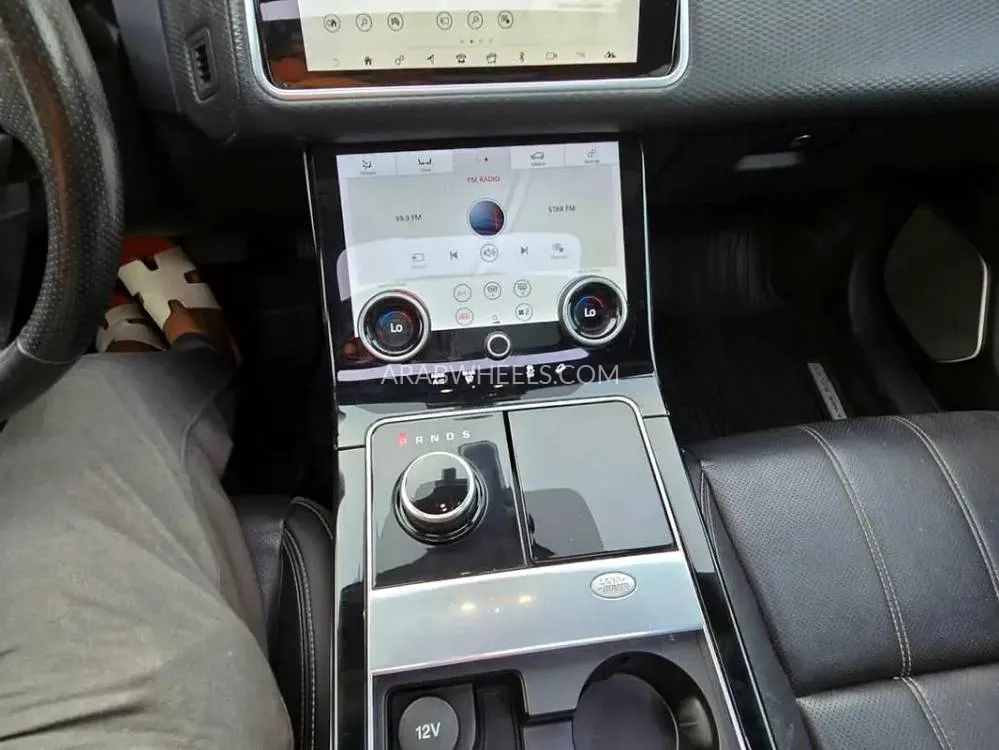 لاند روفر رينج روفر فيلار 2020 for Sale in الشارقة Image-6