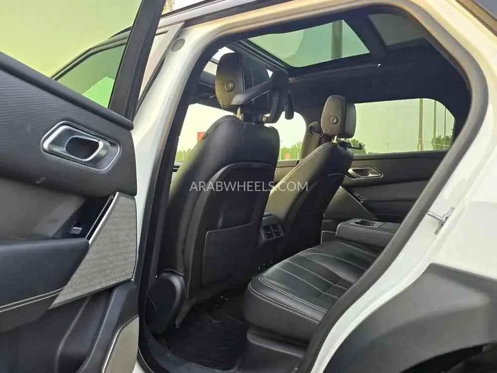 لاند روفر رينج روفر فيلار 2020 for Sale in الشارقة Image-11