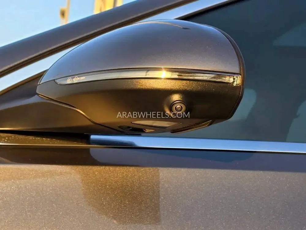 Mercedes Benz C Class 2023 for Sale in Sharjah Image-14