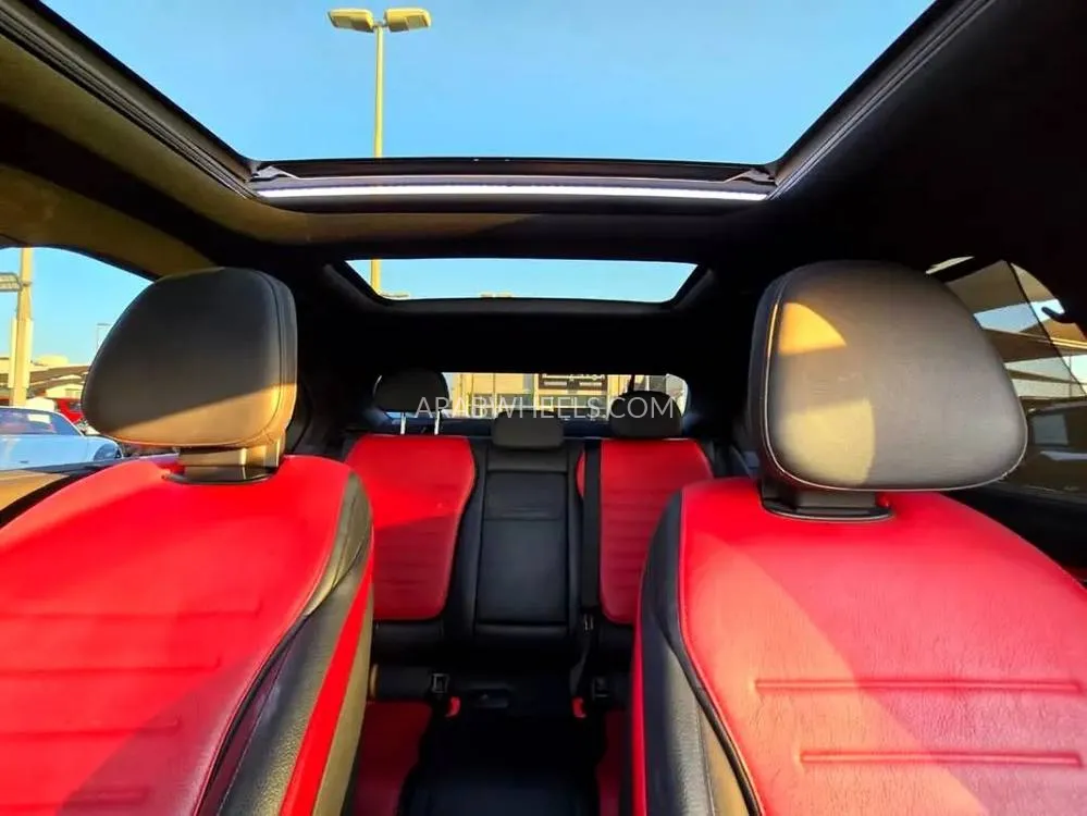 Mercedes Benz C Class 2023 for Sale in Sharjah Image-18