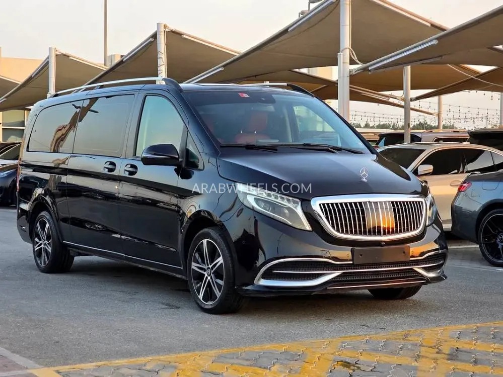Mercedes Benz V Class 2018 for Sale in Sharjah Image-10