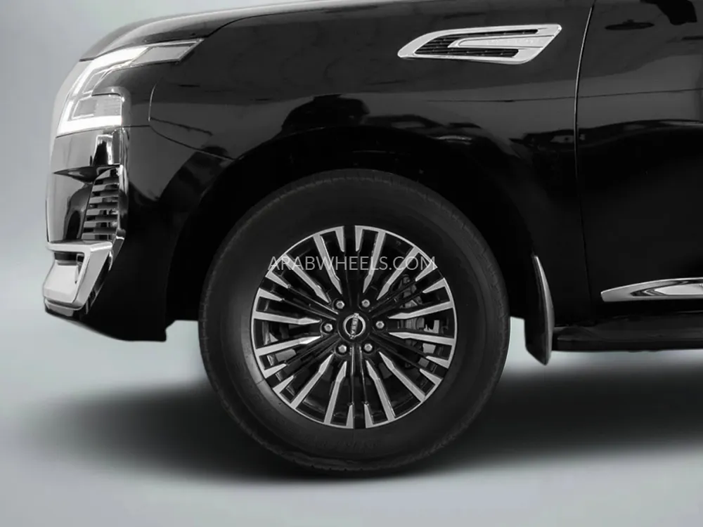 Nissan Patrol 2024 for Sale in Dubai Image-6