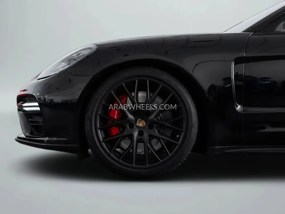 Porsche Panamera 2018 for Sale in Dubai Image-6