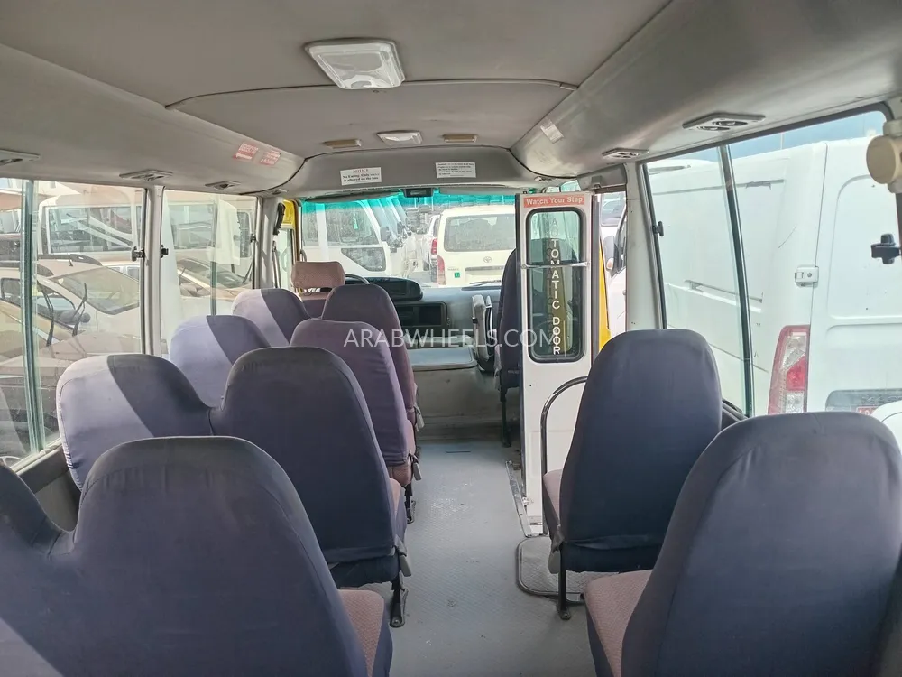 Toyota Coaster 2007 for Sale in Sharjah Image-7