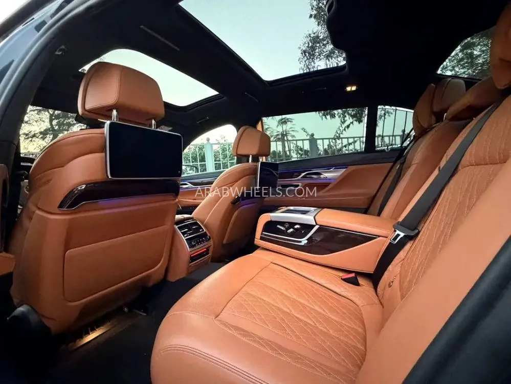 BMW 7 series 2020 for Sale in Dubai Image-5