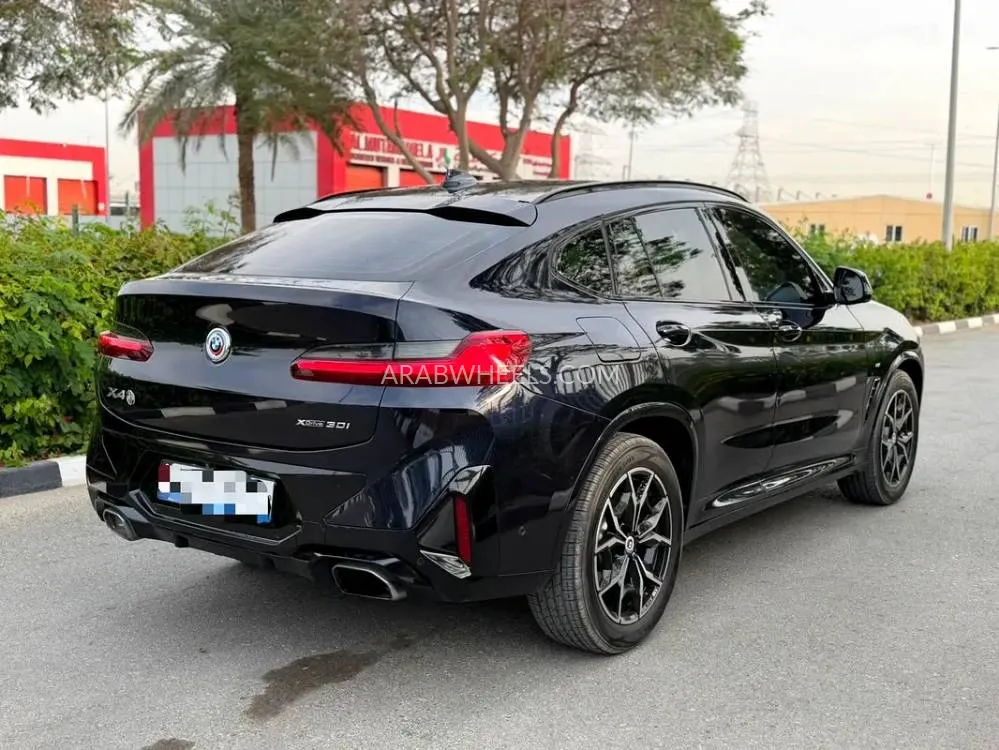 BMW X4 2023 for Sale in Dubai Image-5