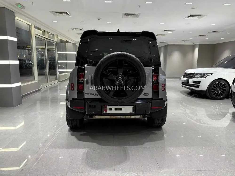 Land Rover Defender 2022 for Sale in Dubai Image-6