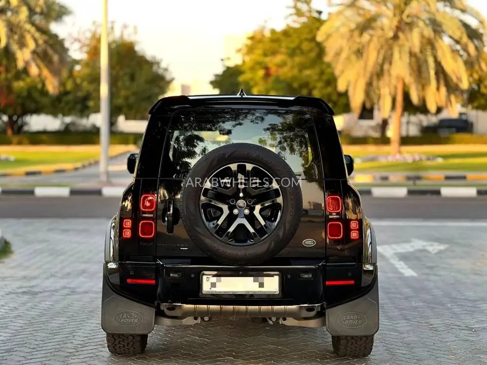 Land Rover Defender 2023 for Sale in Dubai Image-12