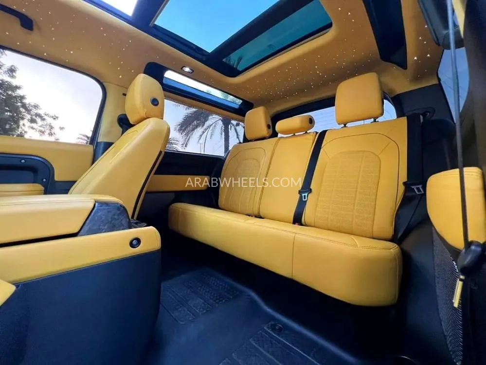 لاند روفر ديفندر 2022 for Sale in دبي Image-12