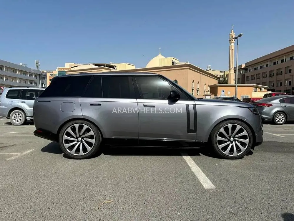 Land Rover Range Rover 2025 for Sale in Dubai Image-5