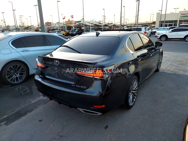 Lexus GS 2017 for Sale in Sharjah Image-11