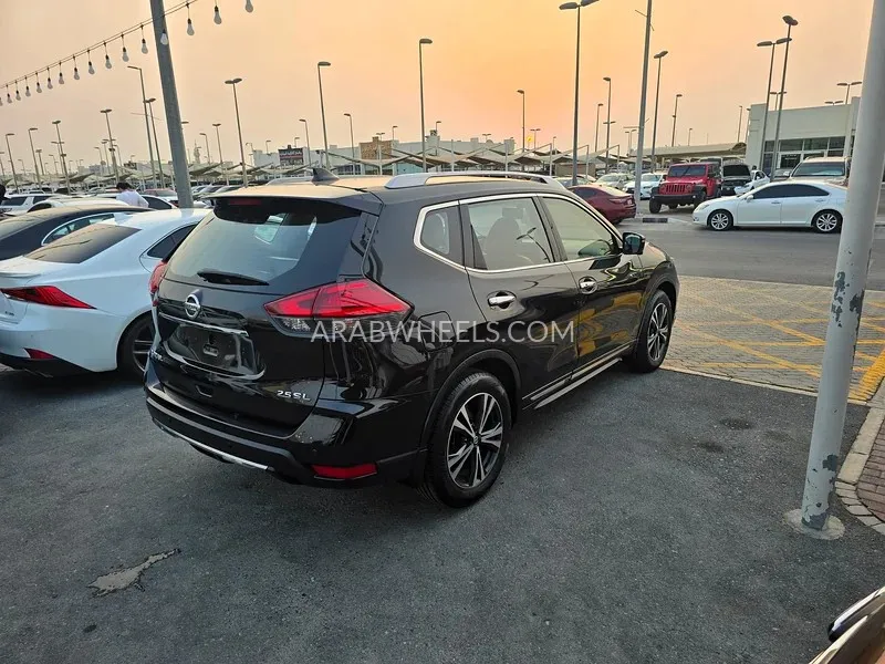نيسان إكس تريل 2020 for Sale in الشارقة Image-5