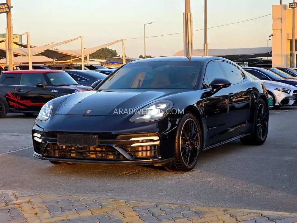 Porsche Panamera 2021 for Sale in Sharjah Image-4
