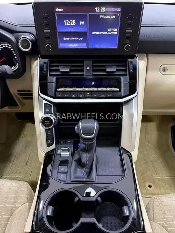 Toyota Land Cruiser 2023 for Sale in Dubai Image-8