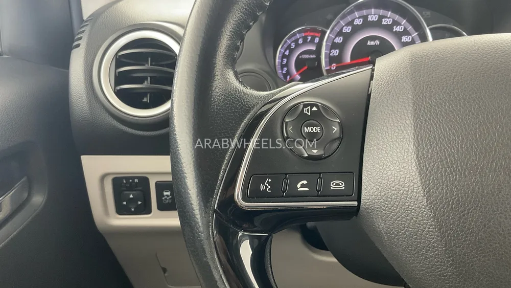 ميتسوبيشي أتراج 2019 for Sale in الشارقة Image-19