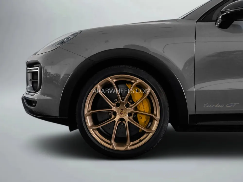 Porsche Cayenne 2022 for Sale in Dubai Image-6