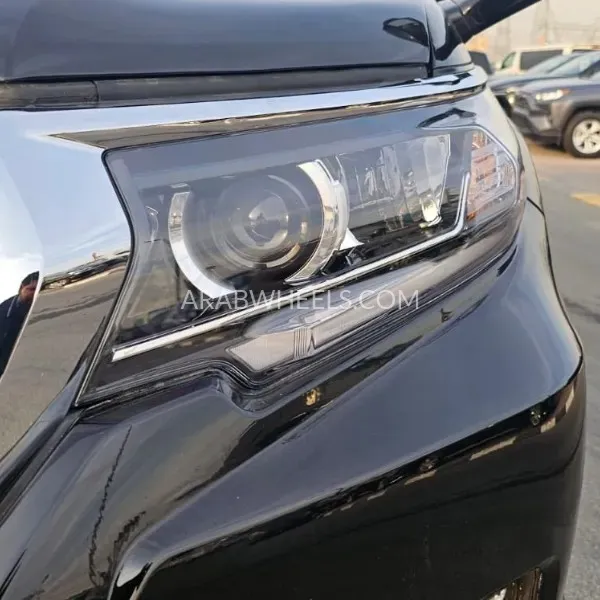 Toyota Land Cruiser Prado 2012 for Sale in Dubai Image-3