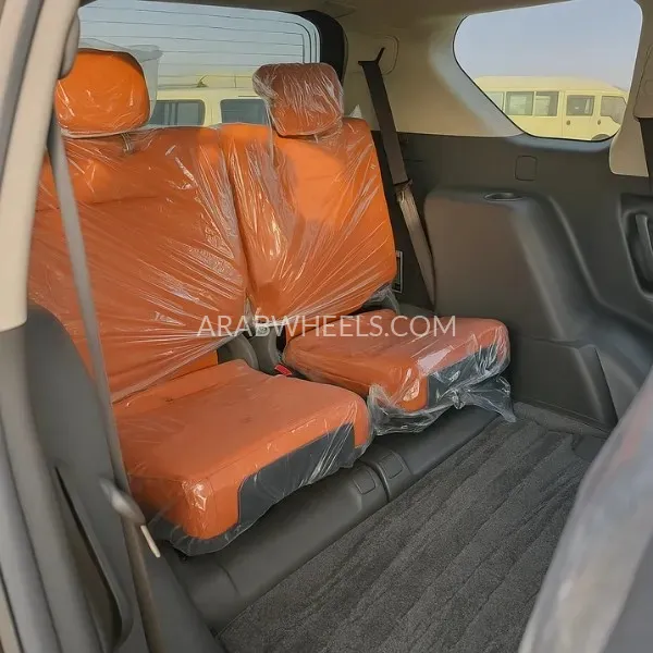 Toyota Land Cruiser Prado 2012 for Sale in Dubai Image-13