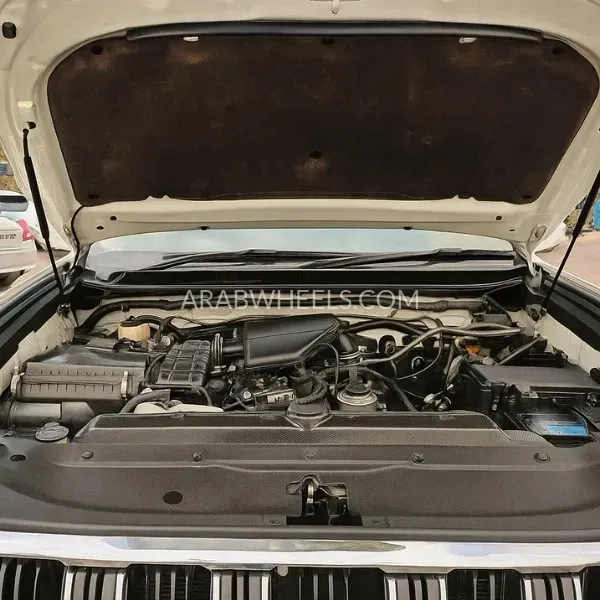 Toyota Land Cruiser Prado 2019 for Sale in Dubai Image-28