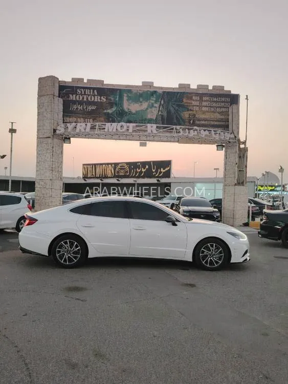 Hyundai Sonata 2022 for Sale in Ajman Image-2