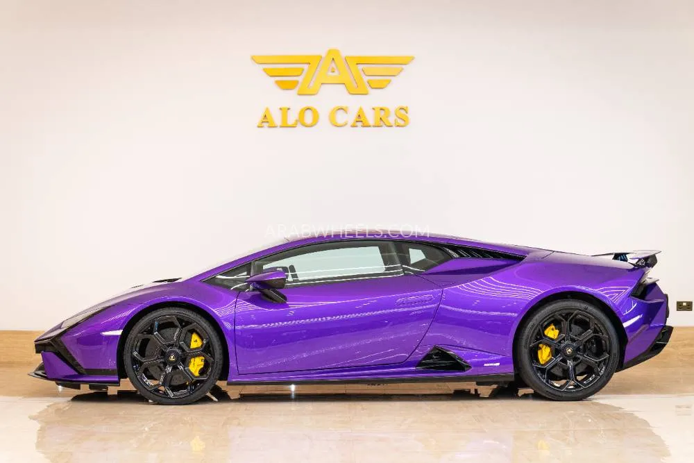 لامبورغيني هوراكان 2023 for Sale in دبي Image-3
