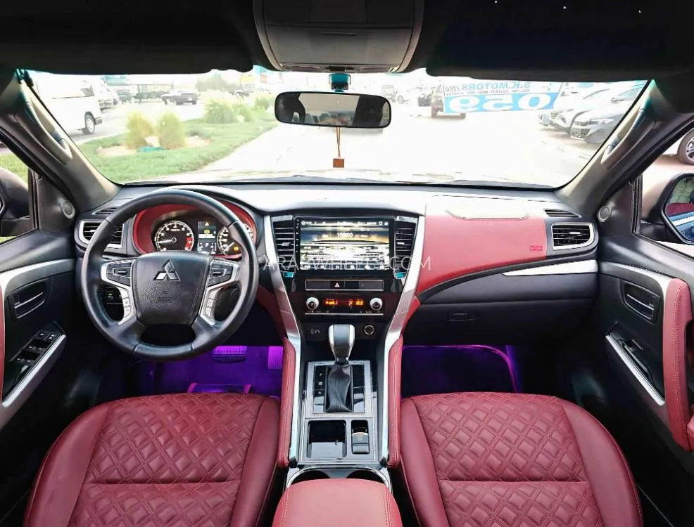 ميتسوبيشي مونتيرو 2020 for Sale in دبي Image-11