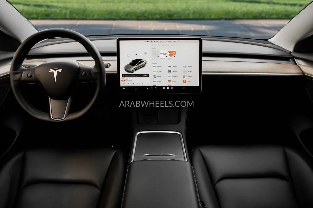 Tesla Model 3 2021 for Sale in Dubai Image-8