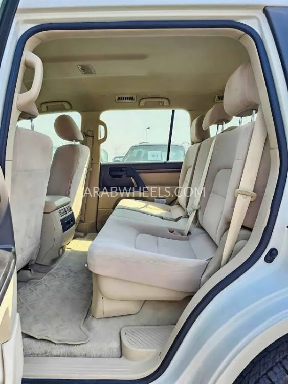 تويوتا لاند كروزر 2019 for Sale in دبي Image-11