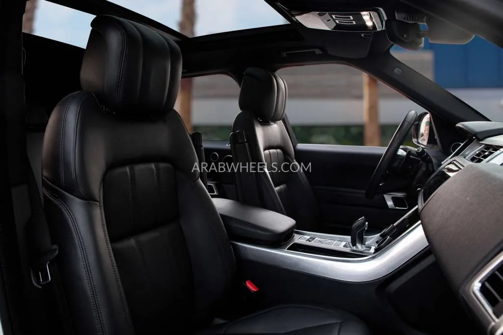 Land Rover Range Rover Sport 2019 for Sale in Dubai Image-12