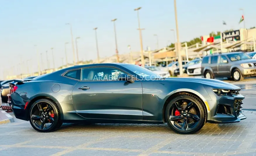 شيفروليه كامارو 2020 for Sale in الشارقة Image-5