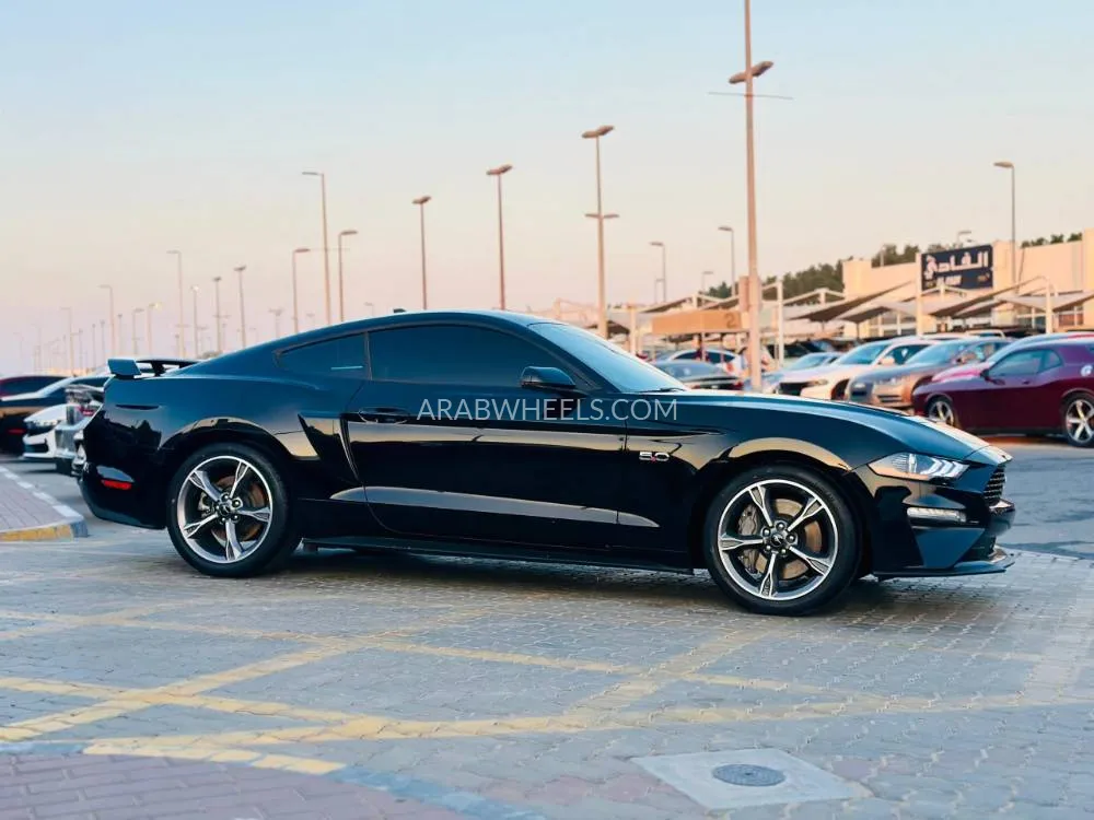 Ford Mustang 2022 for Sale in Sharjah Image-4