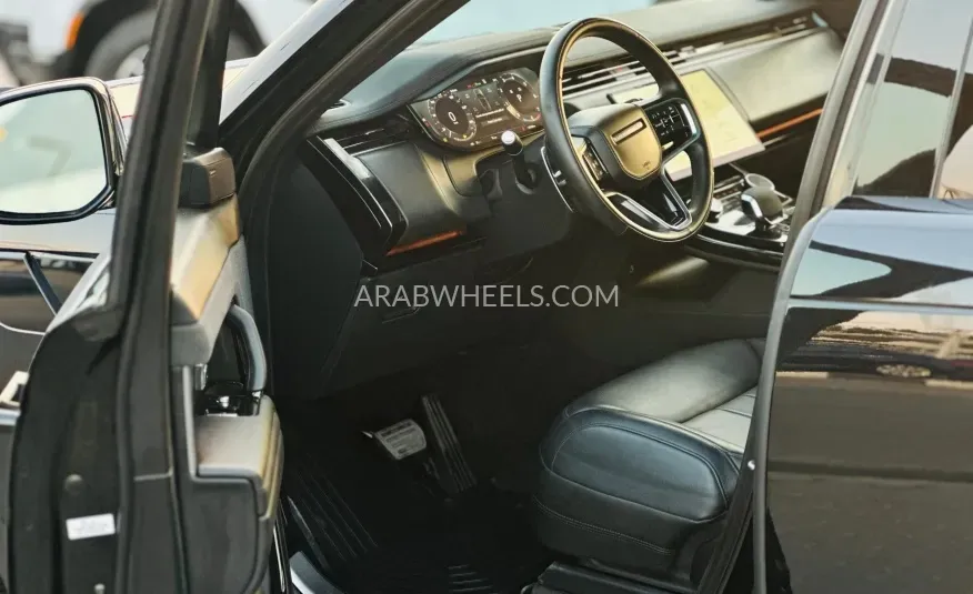 Land Rover Range Rover 2023 for Sale in Sharjah Image-10