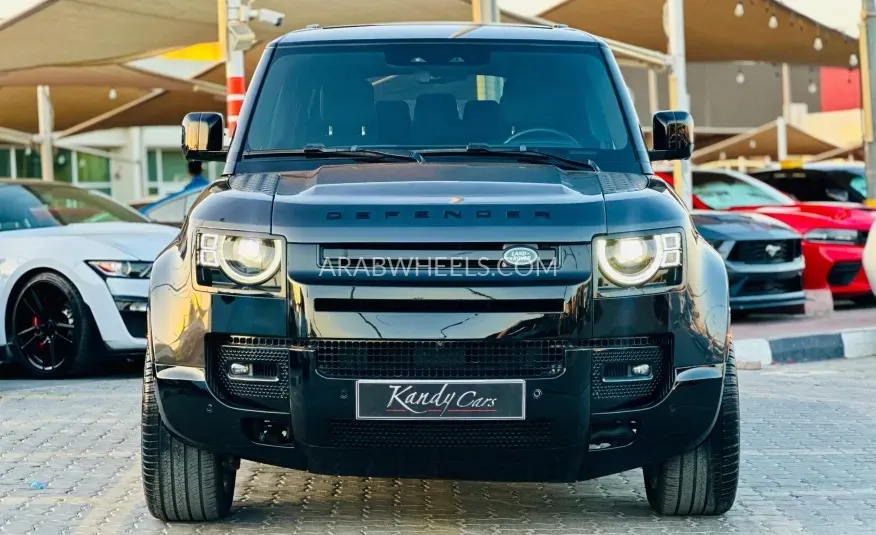 Land Rover Defender 2022 for Sale in Sharjah Image-2