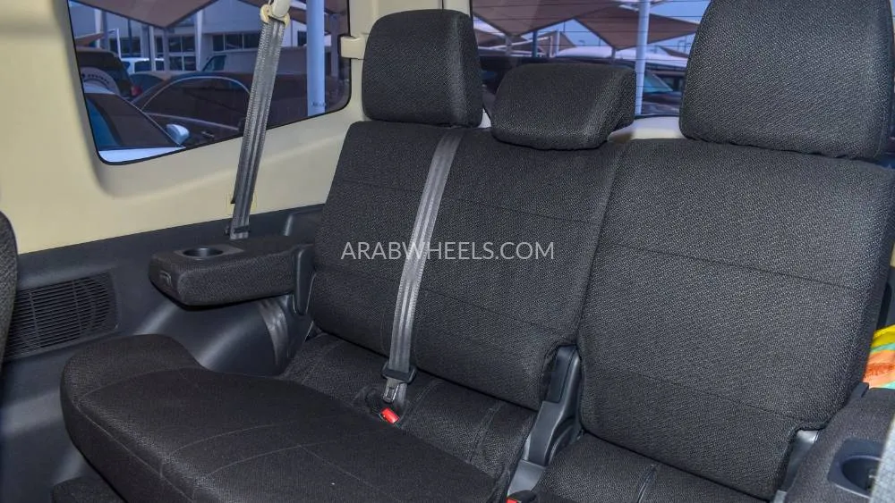 ميتسوبيشي باجيرو 2018 for Sale in الشارقة Image-16