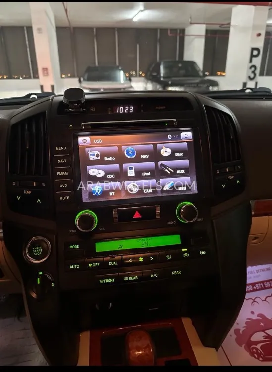 تويوتا لاند كروزر 2015 for Sale in دبي Image-20