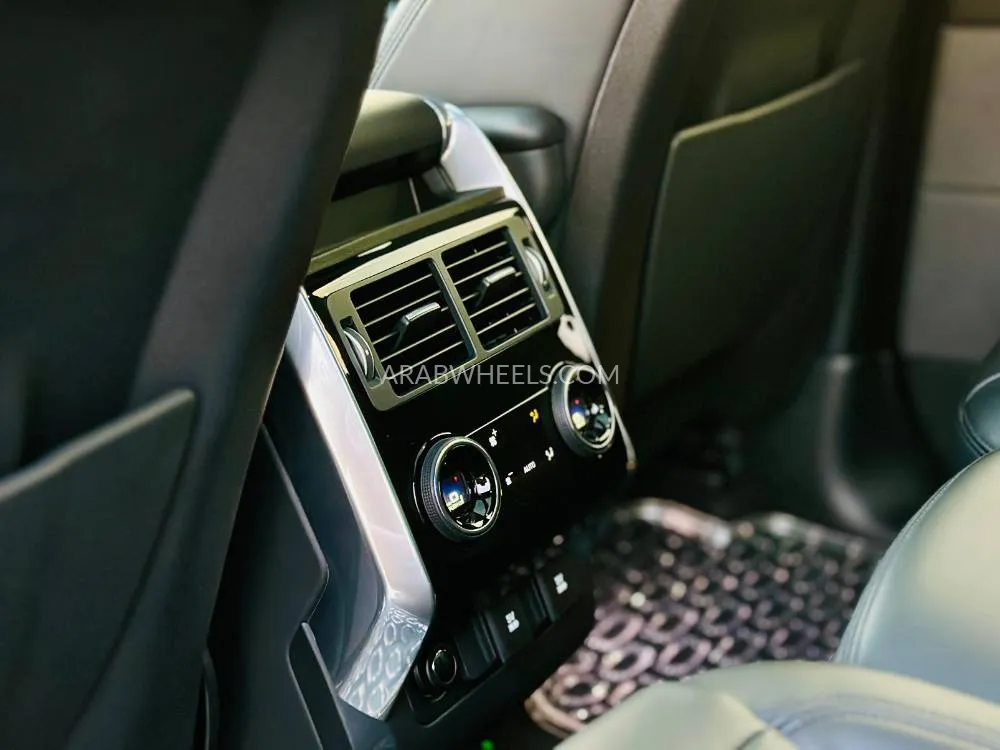 Land Rover Range Rover 2021 for Sale in Sharjah Image-18