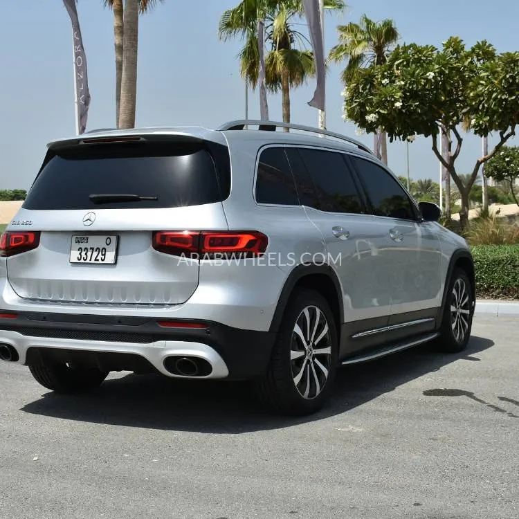 مرسيدس بنز GLB 2020 for Sale in عجمان Image-3