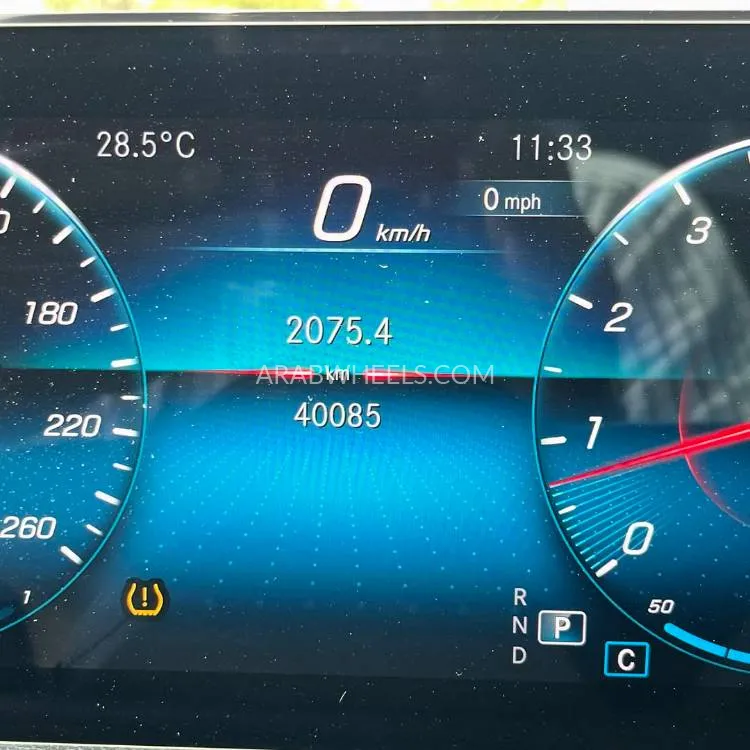 مرسيدس بنز GLB 2020 for Sale in عجمان Image-7