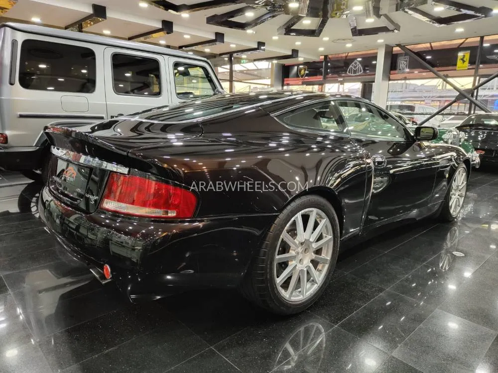 Aston Martin Vanquish S 2005 for Sale in Dubai Image-3