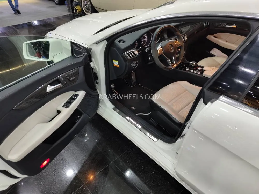 Mercedes Benz CLS Class 2014 for Sale in Dubai Image-6