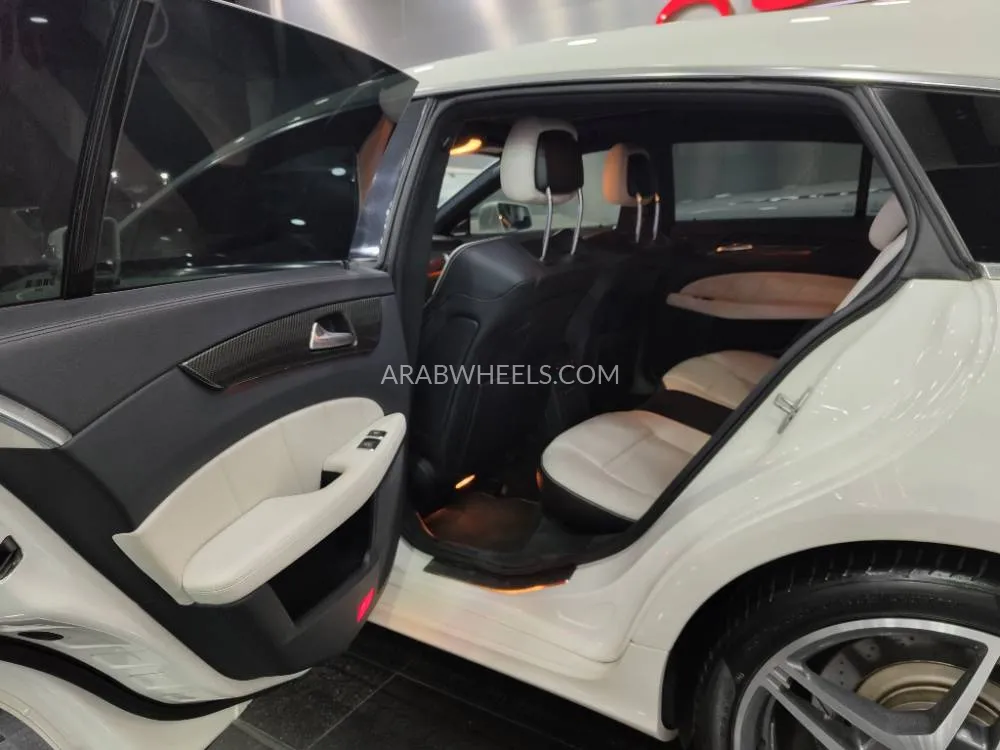 Mercedes Benz CLS Class 2014 for Sale in Dubai Image-13