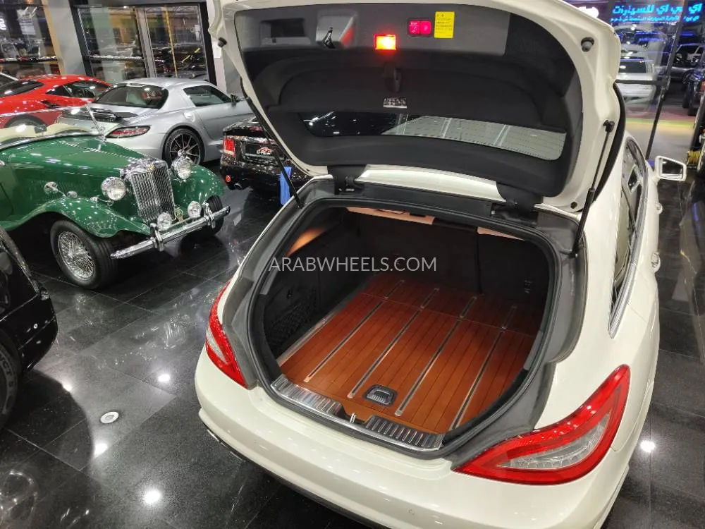 Mercedes Benz CLS Class 2014 for Sale in Dubai Image-16