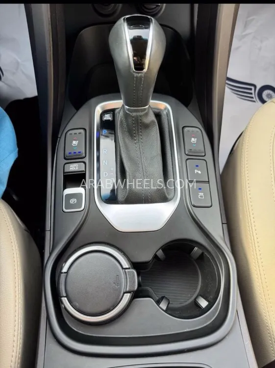 هيونداي سانتا في 2017 for Sale in الشارقة Image-5