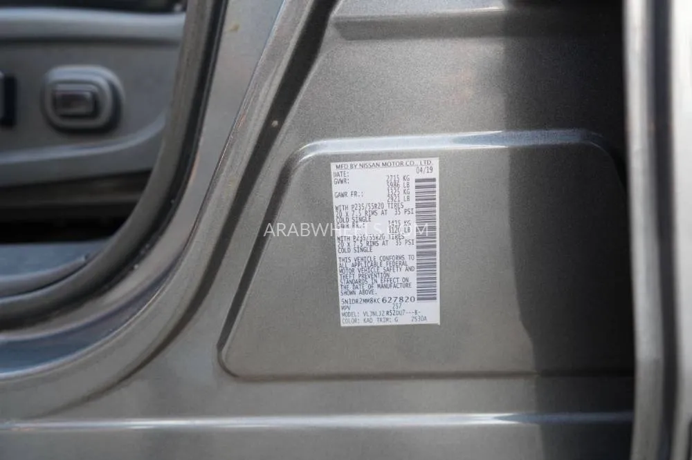 Nissan Pathfinder 2019 for Sale in Ajman Image-9