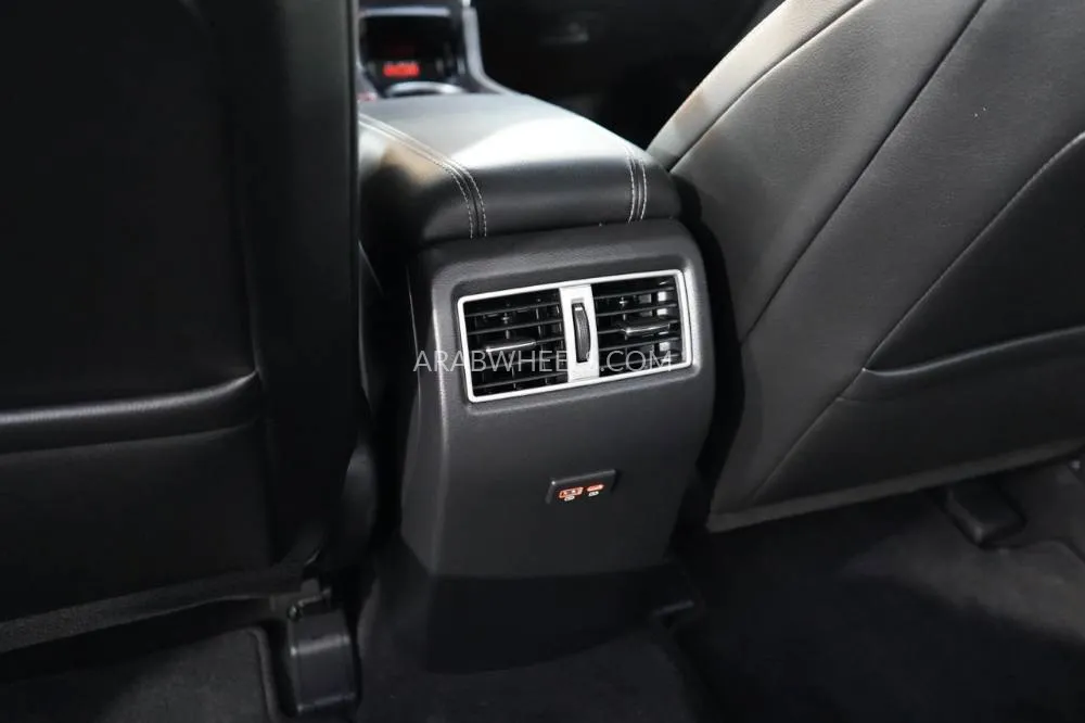 Nissan Maxima 2023 for Sale in Ajman Image-19