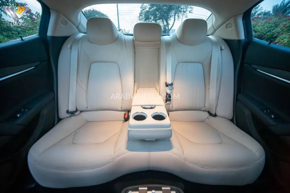 مازيراتي جيبلي 2020 for Sale in دبي Image-9